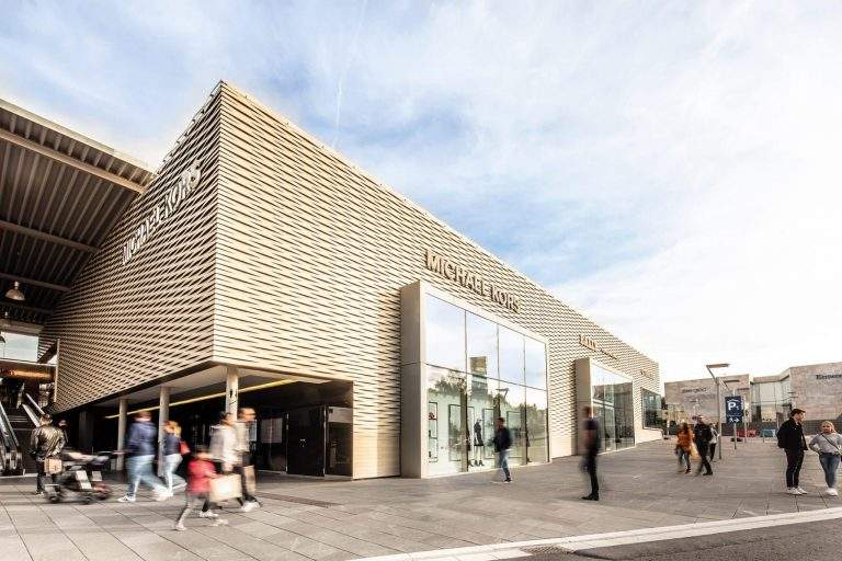 Shoppingtipp: Die Outletcity Metzingen – ein Paradies für Fashion-Liebhaber
