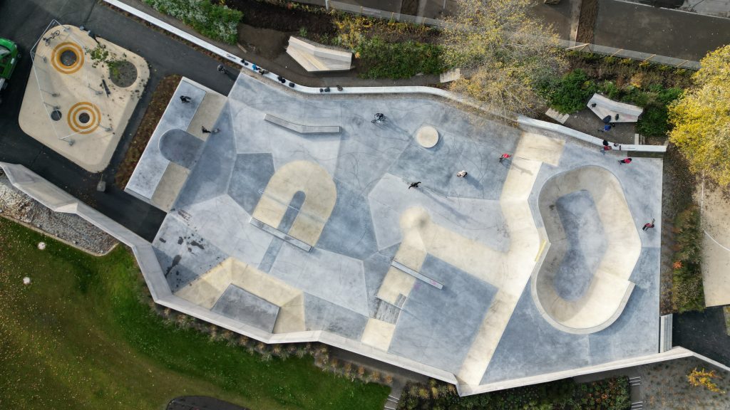 Der Skatepark der Gartenschau Balingen 2023 - der Hotspot für alle, die den Nervenkitzel auf vier Rädern lieben.