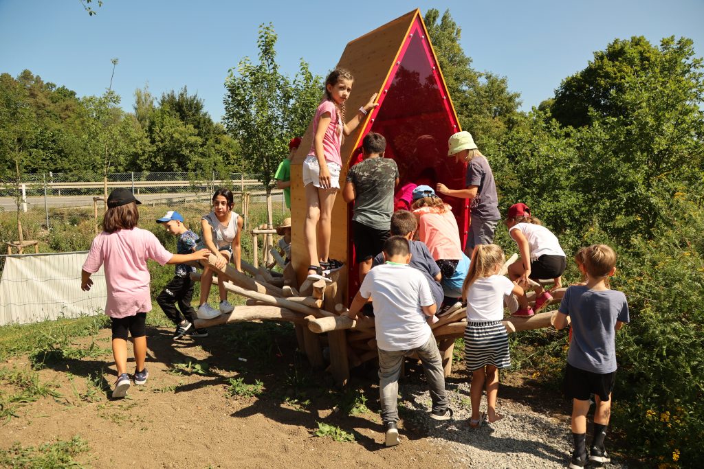 Ausflugstipp: Gartenschau Balingen 2023 – Ein blühendes Paradies für die ganze Familie Erlebnisauen Kinderspiele ©Tine Bossenmaier