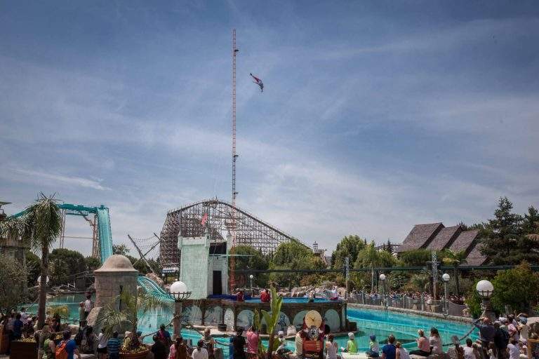 Mutige Piraten, waghalsige Sprünge: Ein Spektakel, das den Atem stocken lässt, kehrt in den Europa-Park zurück