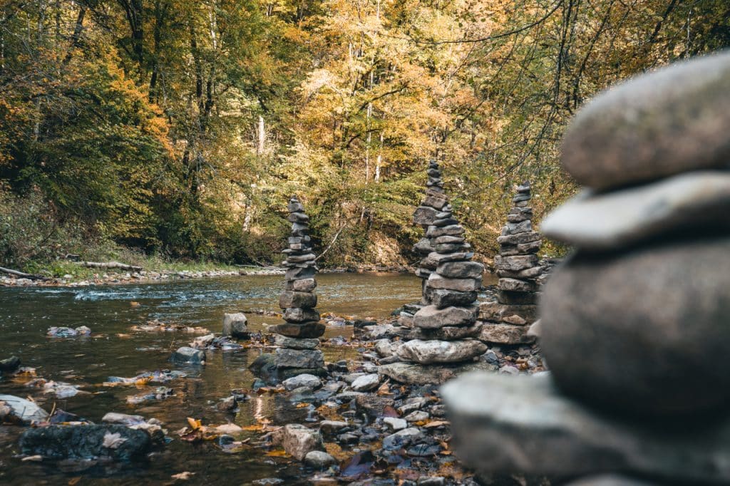 Baden-Württemberg im Wanderfieber: Abstimmung zum schönsten Wanderweg Deutschlands 2023 Steintuerme auf der 3 Schluchten Tour Office 26353