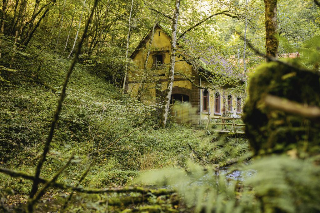 Das in der Gauchachschlucht gelegene Haus Burgmühle ist ein beliebtes Ziel für Wanderer.