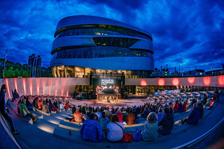 Stadtkultur am Mercedes-Benz Museum: Bühne frei für die dritte Saison
