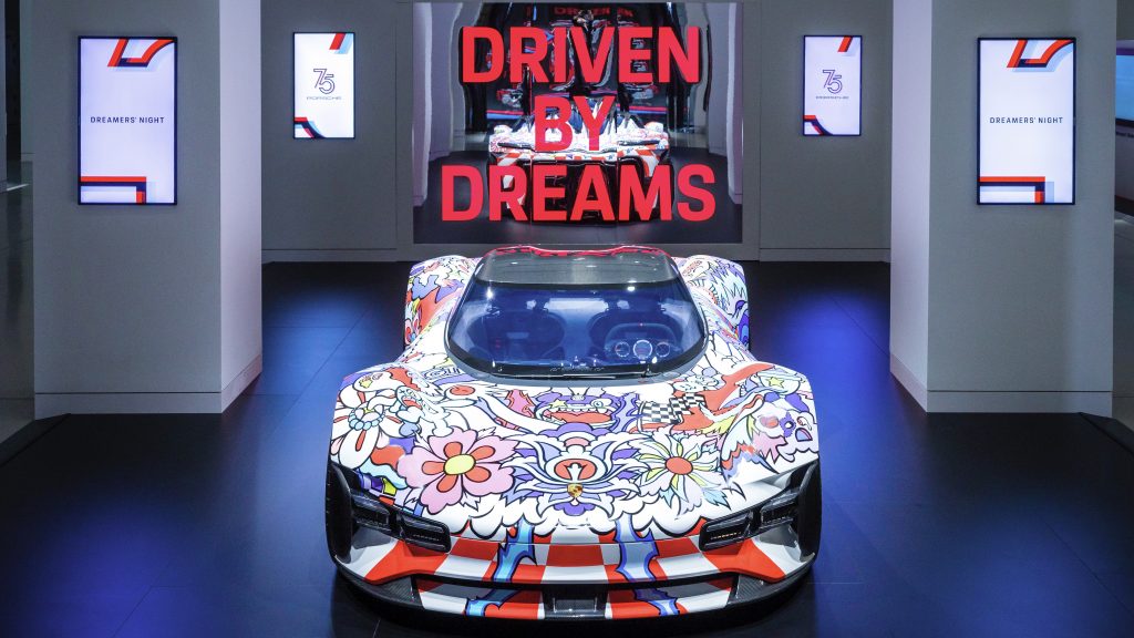 „Driven by Dreams. 75 Jahre Porsche Sportwagen“ - die neue Sonderausstellung im „DRIVE. Volkswagen Group Forum“ in Berlin.