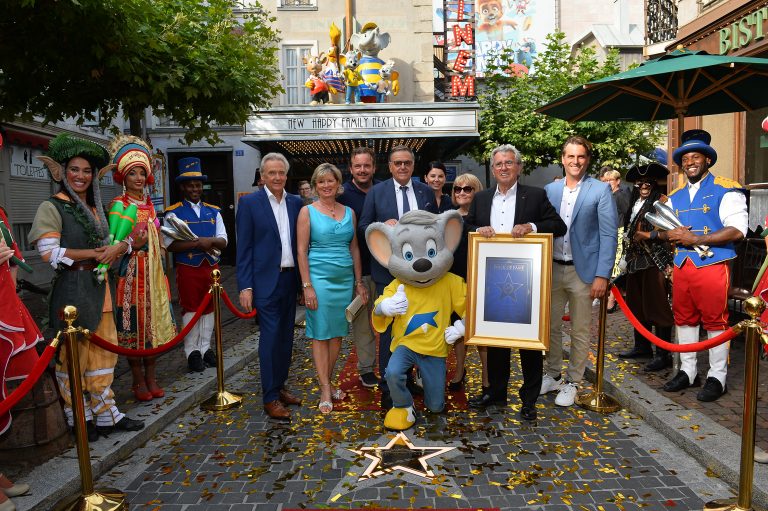 Ein Stern für Werner Kimmig: Doppeltes Jubiläum im Europa-Park Erlebnisresort Ein Stern für Werner Kimmig: Doppeltes Jubiläum im Europa-Park Erlebnisresort