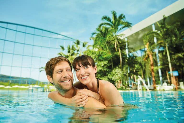 Ausflugstipp: Actionheld oder Wellness-Guru? Warum nicht beides! Entdecke das Badeparadies Schwarzwald!