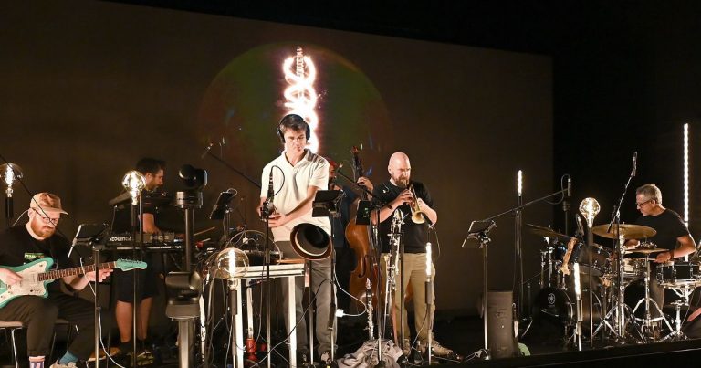 Jazzkonzert trifft Heidelberg Hauptbahnhof: Mit Gustav Mahler quer durch Deutschland reisen