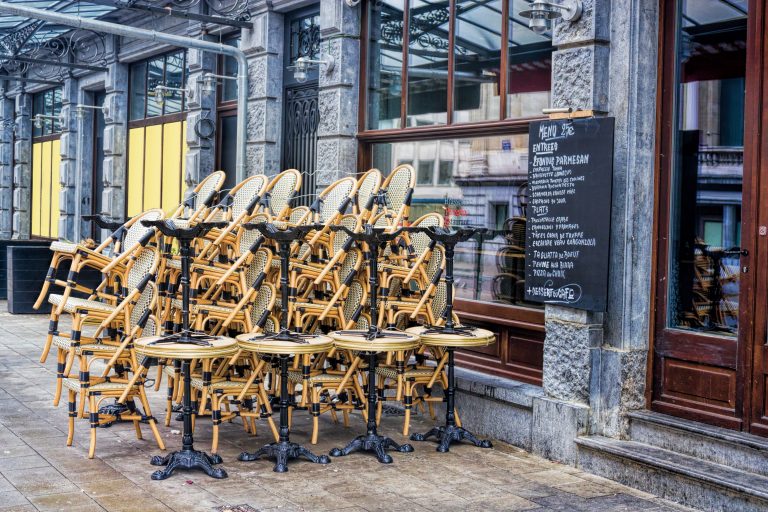 Schockwelle geht durchs Ländle: Dein Lieblingsrestaurant könnte bald Geschichte sein!