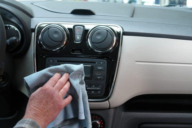Der kleine Nach-dem-Urlaub-Check für dein Auto: Mit diesen 8 Tipps bist du perfekt für den Alltag gerüstet!