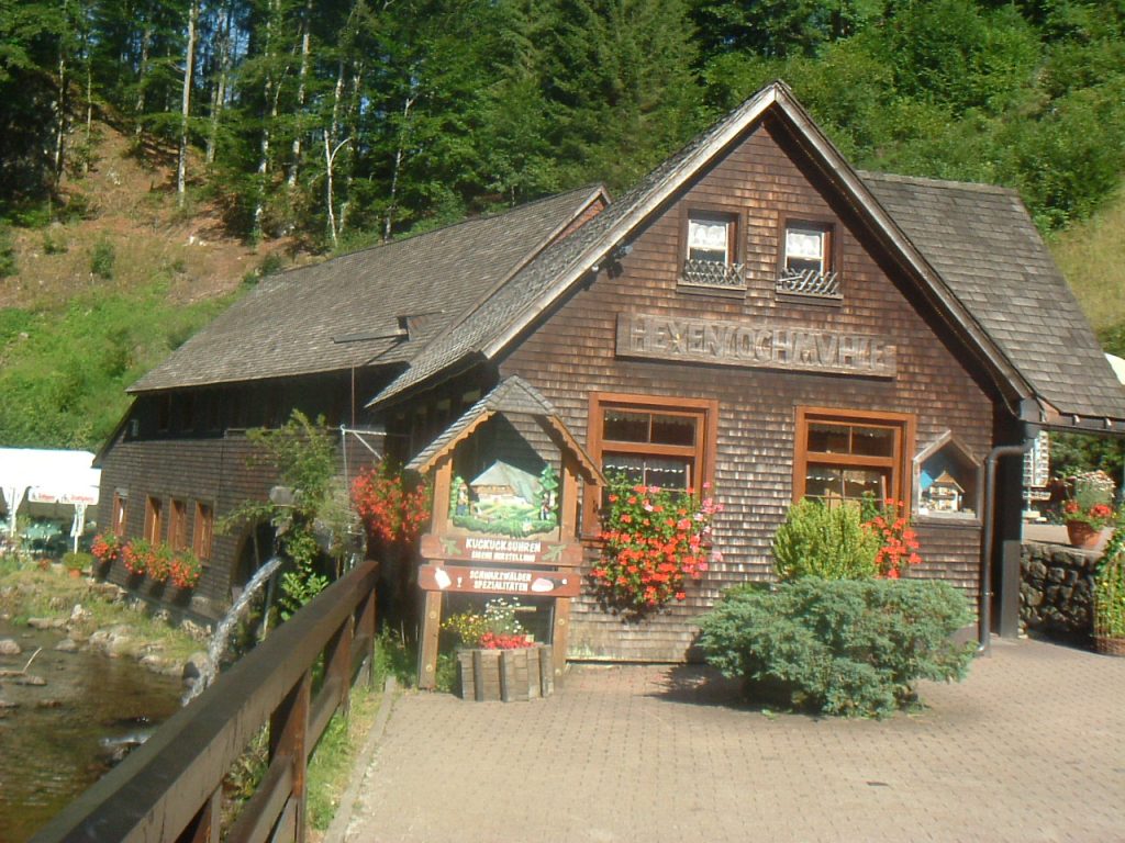 Ausflugstipp: Wo die Räder doppelt klappern –Die Hexenlochmühle im Schwarzwald Hexenlochmuehle II 300706
