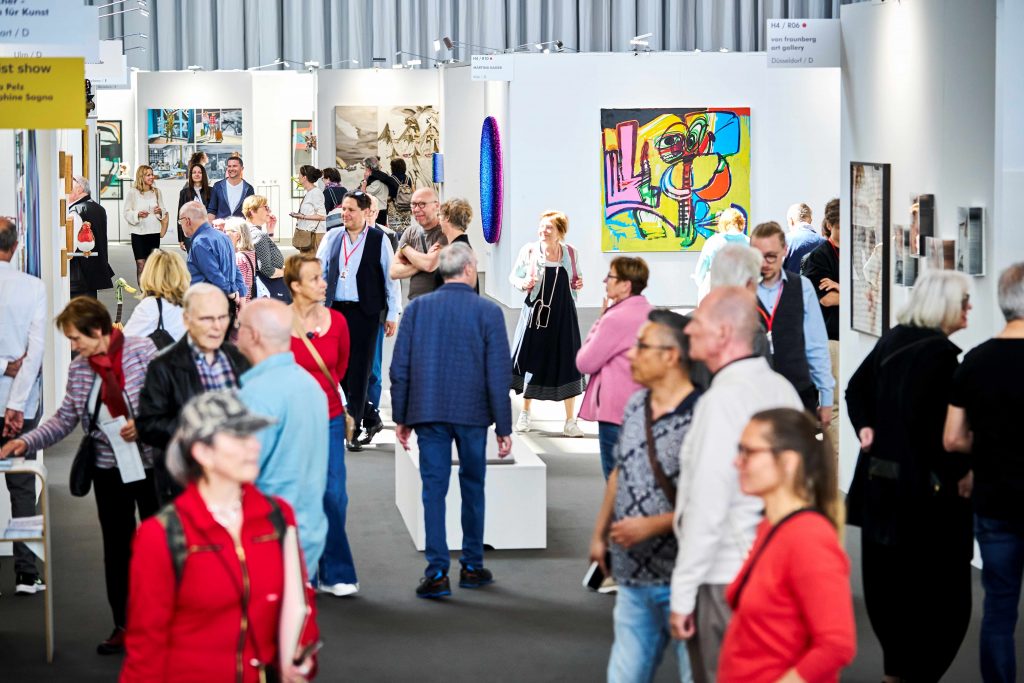 Kunstvielfalt erleben: 120 Jahre von Impressionismus bis Moderne auf der art KARLSRUHE art lb 447