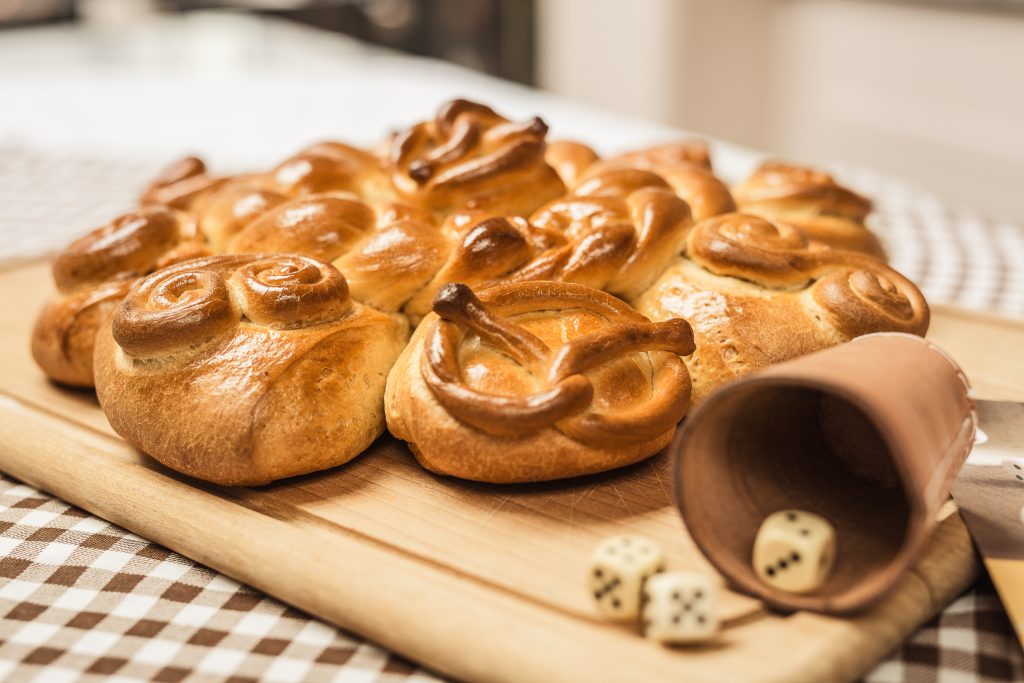 In der Weihnachtsbäckerei: 5 Köstlichkeiten aus Baden-Württemberg Reutlinger Mutschel big %C2%A9TMBW Spitzbarth