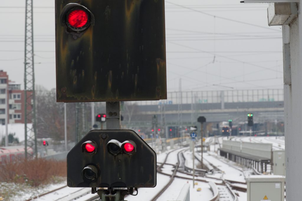 Verkehrschaos droht: Baden-Württemberg und Deutschland vor dem Stillstand – neben Bauern wollen nun auch Lokführer streiken!