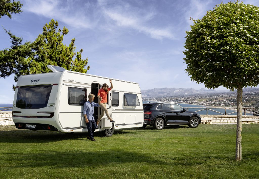 CMT Stuttgart 2024: Mobile Freiheit gefeiert – promobil und CARAVANING ehren die Sieger der Leserwahl