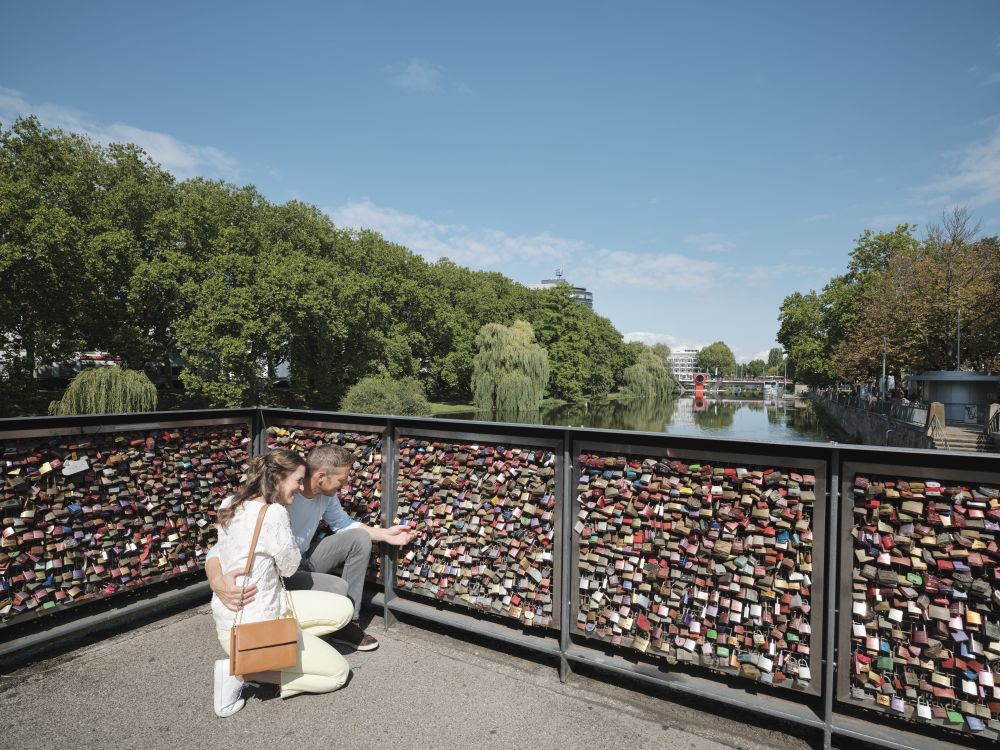 Valentinstag in Heilbronn: Liebe an der Götzenturmbrücke