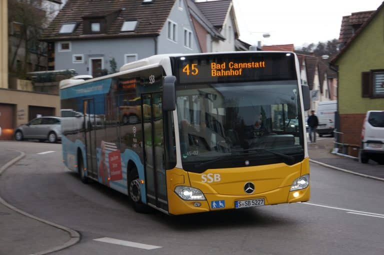 Mobilitätsumfrage des ADAC enthüllt: Stuttgarter Bürger unzufrieden mit aktuellen Verkehrsbedingungen