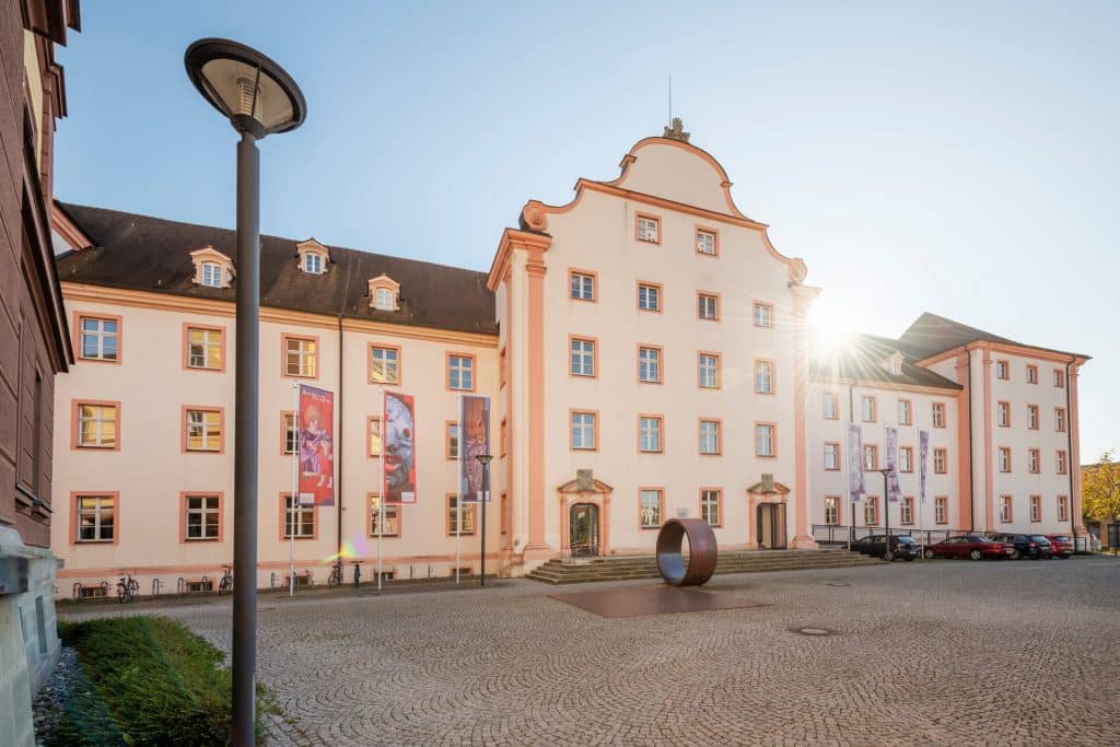 Das Archäologische Landesmuseum in Konstanz: Ein Fenster in die Vergangenheit, wo Geschichte zum Greifen nah wird und kulturelle Schätze aus längst vergangenen Zeiten bewahrt werden.