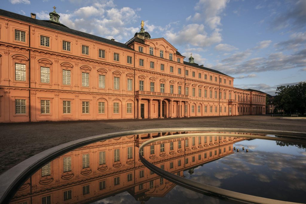 Das Schloss Rastatt ist die früheste Barockresidenz am Oberrhein.