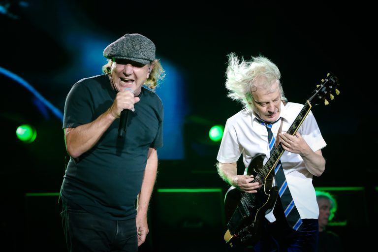 Die Legende lebt! AC/DC bringt den Hockenheimring & den Cannstatter Wasen zum Beben: „PWR UP“-Welttournee 2024!