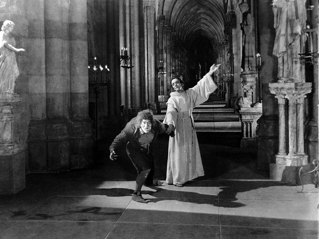Aufnahme aus dem amerikanischen romantischen Drama "Der Glöckner von Notre Dame" von 1923