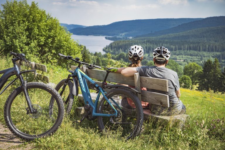 Frühlingserwachen im Hochschwarzwald: 4 Erlebnis-Tipps für aktive Genießer
