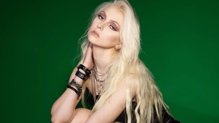 AC/DC begeistern mit spektakulärem Support für ihre Power Up Tour 2024: The Pretty Reckless heizen ein!