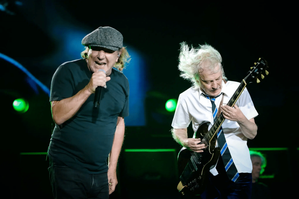 Rocklegenden AC/DC kommen im Sommer für elf Konzerte nach Deutschland, darunter ein Auftritt am Hockenheimring und in Stuttgart.
