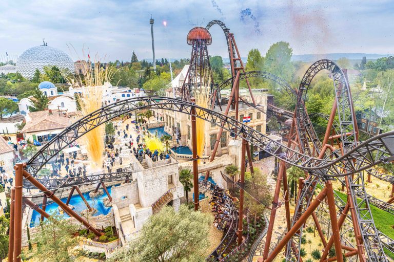 Elektrisierende Neuheit im Europa-Park! Achterbahn „Voltron Nevera“ bricht mehrere Weltrekorde!