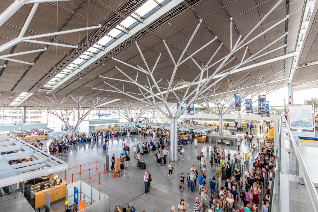 100 Jahre Flughafen Stuttgart: Wie er zu einem der wichtigsten Flughäfen Deutschlands wurde str terminal t3 osten