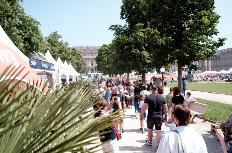 SWR Sommerfestival 2024 in Stuttgart: Ein buntes Programm voller Stars, Kultur und Interaktion