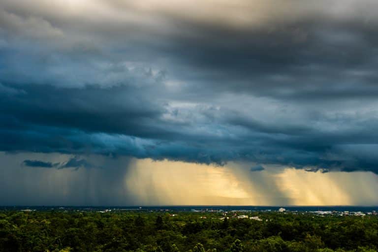 Wetterupdate 17.05.24: Weiterhin Unwetterwarnung für Baden-Württemberg – DWD warnt noch immer