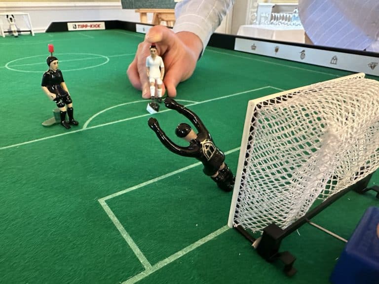 Tipp-Kick: Fußballfieber in historischen Kulissen und Deutsche Meistrschaft in Villingen-Schwenningen