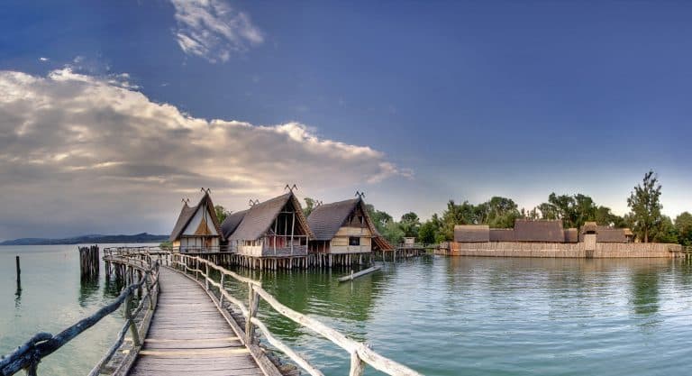 Einblicke in die Textilkunst der Steinzeit: Pfahlbaumuseum am Bodensee lädt ein