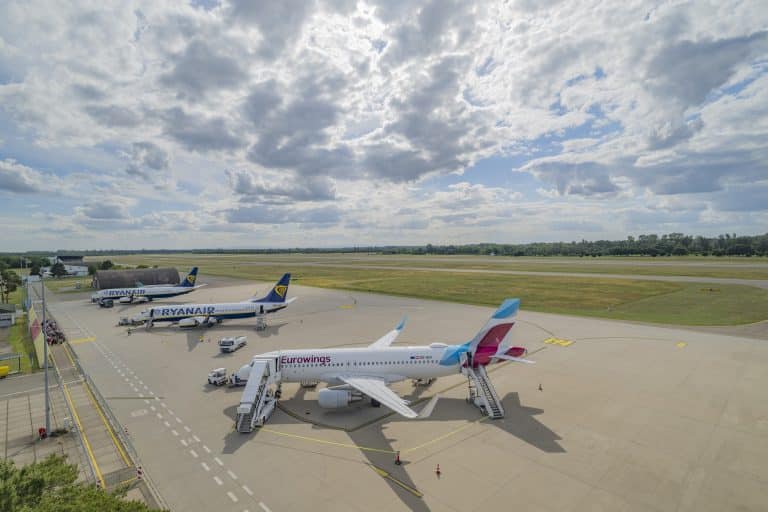 Flughafen Karlsruhe/Baden-Baden (FKB) erwartet Rekordzahlen für die Sommerferien 2024