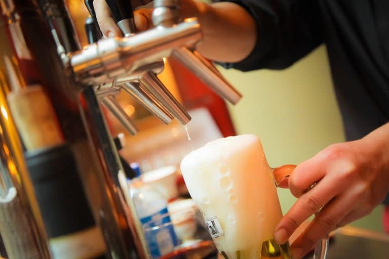 Bierrevolution in Deutschland: Alkoholfreies Bier erobert die Zapfhähne!