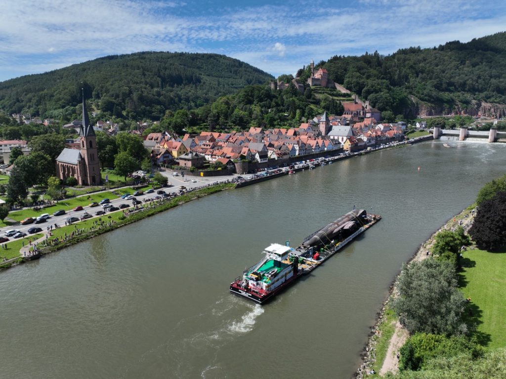 U-Boot macht Zwischenstopp in Eberbach – U17 ankert am Neckarlauer