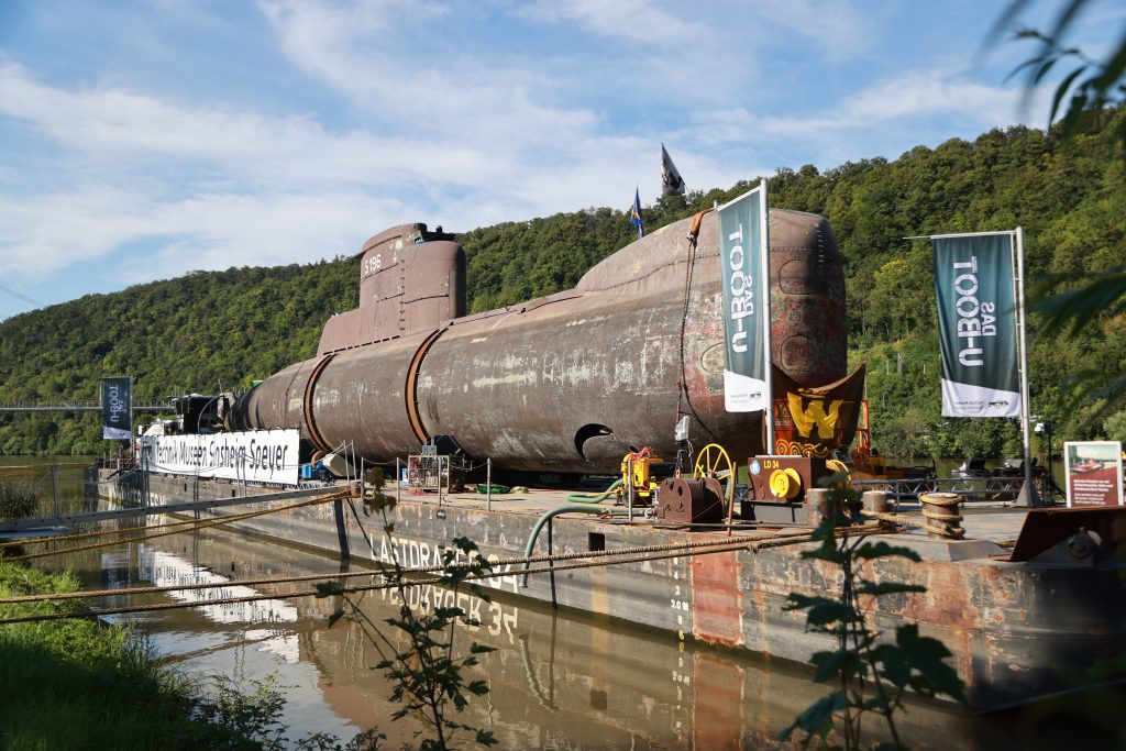 Nervenkitzel am Neckar: U-Boot U17 startet Operation Landgang früher – spektakulärer Roll-off ab 4 Uhr