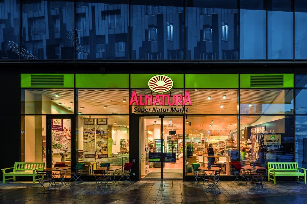 Gefahr im Käsegebäck: Rückrufaktion bei Alnatura – Metallfremdkörper entdeckt