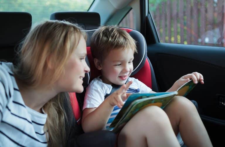 Das Reise-ABC: Unterhaltsame Autofahrten mit Kindern leicht gemacht
