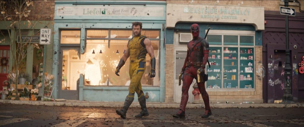 (L-R): Ryan Reynolds als Deadpool/Wade Wilson und Hugh Jackman als Wolverine/Logan in 20th Century Studios/Marvel Studios' DEADPOOL & WOLVERINE. 