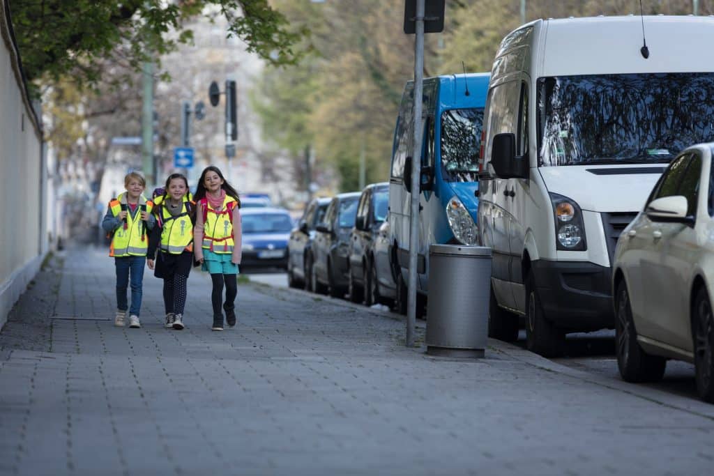 Schulstart in Baden-Württemberg: So meistern ABC-Schützen sicher ihren neuen Weg!