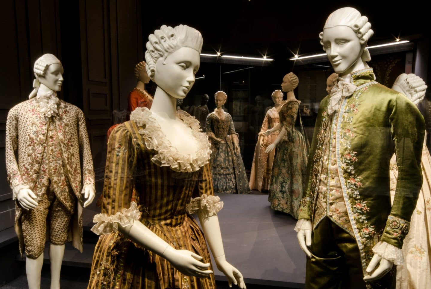 Residenzschloss Ludwigsburg: Automesse, faszinierende Führungen und freier Eintritt ins Modemuseum – Ein Wochenende voller Erlebnisse 24 ludwigsburg rsl modemuseum1F norbert stadler ssg pressebild