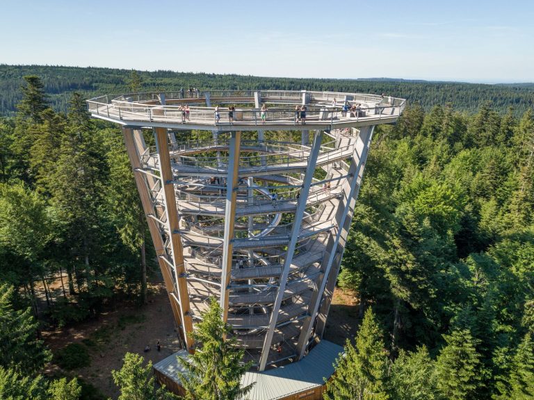 Ausflugstipp fürs Wochenende: 10 Jahre Baumwipfelpfad Bad Wildbad – Das Jubiläumsfest! Ausflugstipp fürs Wochenende: 10 Jahre Baumwipfelpfad Bad Wildbad – Das Jubiläumsfest!