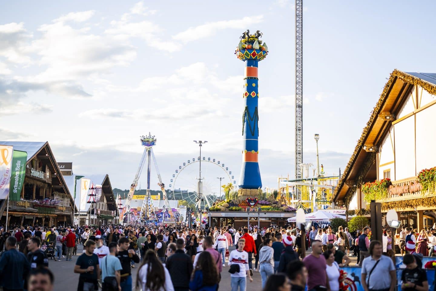 177. Cannstatter Volksfest: 850.000 Besucher feiern friedlichen Auftakt