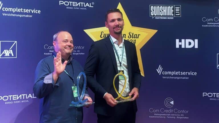 „Einfach fantastisch!“ – Schwaben Park gewinnt mit „Hans Dampf“ den European Star Award „Einfach fantastisch!“ – Schwaben Park gewinnt mit „Hans Dampf“ den European Star Award