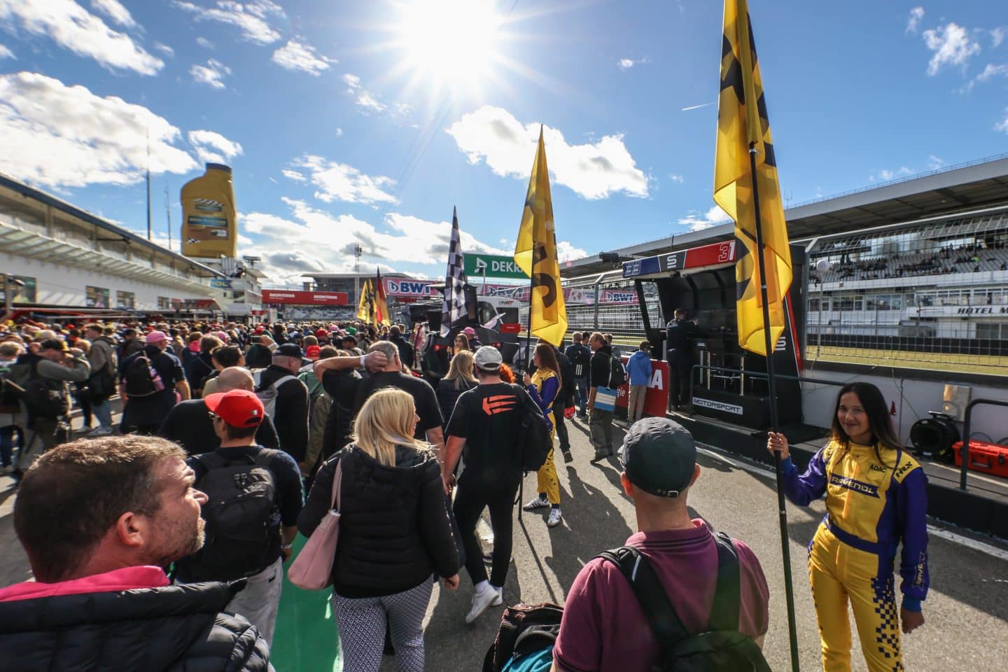 DTM-Showdown in Hockenheim: Rennfieber pur – Wer holt sich den Titel? 2 DTM-Showdown in Hockenheim: Rennfieber pur – Wer holt sich den Titel? o2795