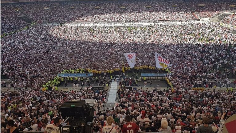 VfB Stuttgart lädt erstmals zum großen Weihnachtskonzert in der MHP Arena