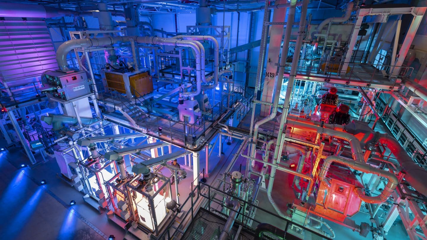 Pionierarbeit in Kuppenheim: Mercedes-Benz eröffnet erste europäische Batterie-Recyclingfabrik