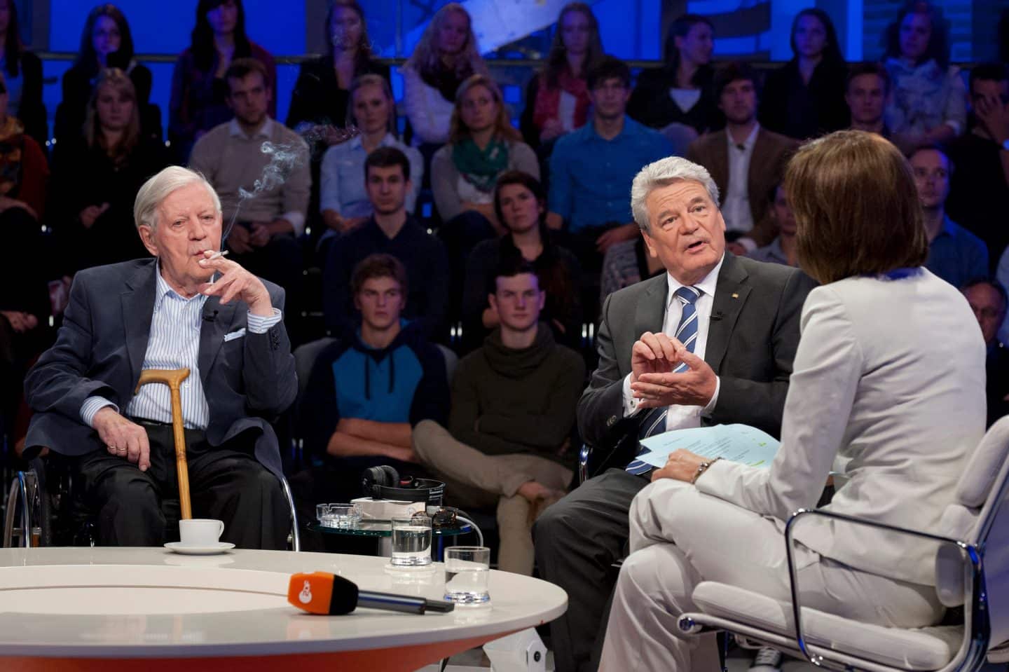 von links: Helmut Schmidt, Joachim Gauck, Maybrit Illner (Sendung 27.09.2012)