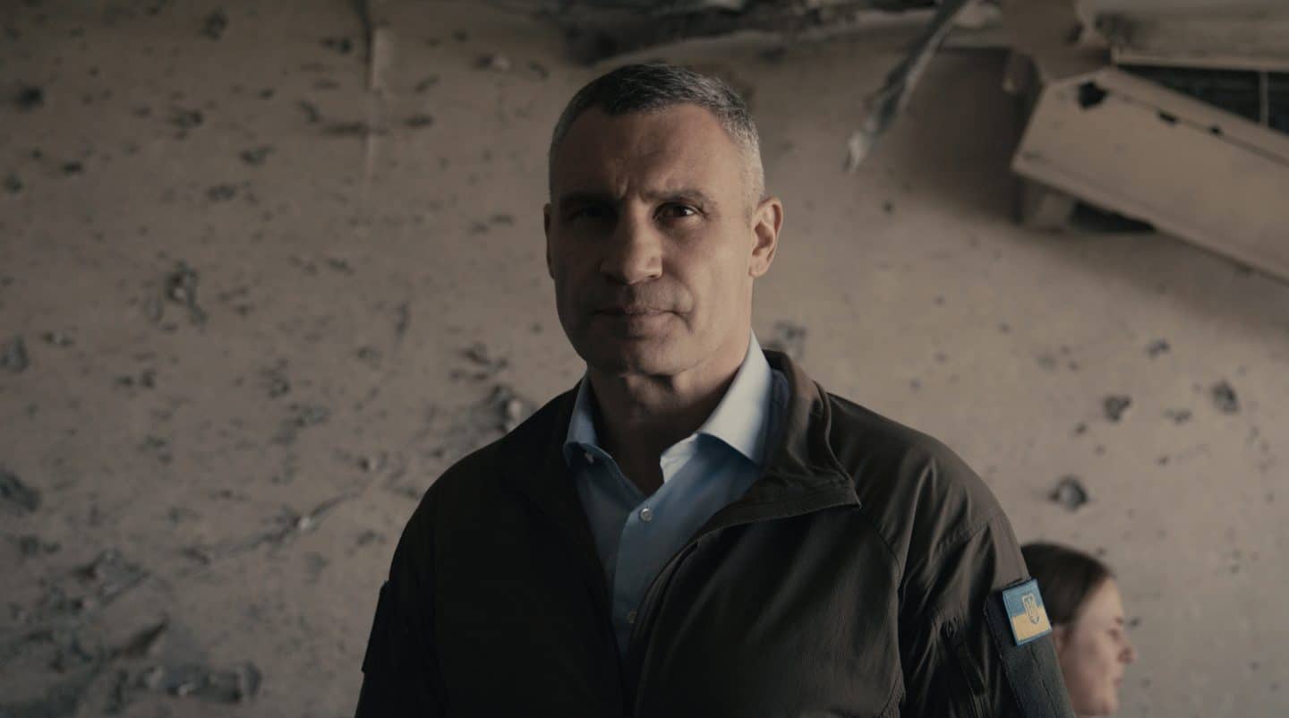 Neue Doku „Klitschko – Der härteste Kampf“:„Lieber sterben wir, als die Stadt den Russen zu überlassen!“ 6 Klitschko Der haerteste Kampf